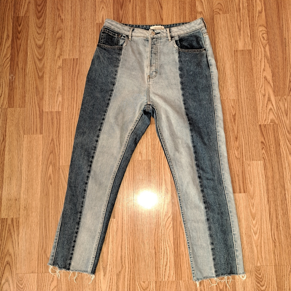 PacSun Mom Jean Sz 30 Button Fly High Rise 100% Cotton